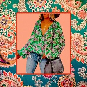 Satin Paisley Key Hole Poet V- Neck Blouse Beautiful Print XL